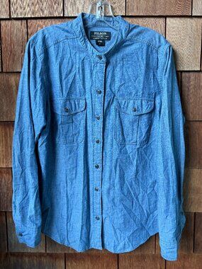 Filson Blue Chambray Button Front Long Sleeve Kadin Shirt in Women's Large